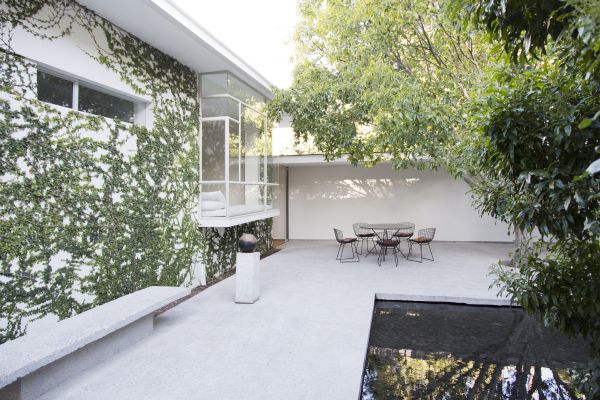 Courtyard Paving in Brick